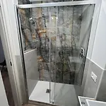 Ele Pantheon Apartamento