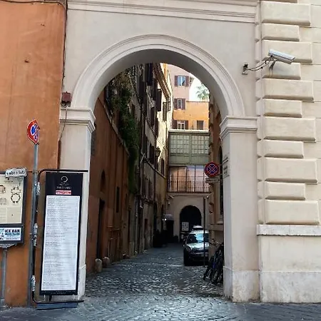 Ele Pantheon Apartmán