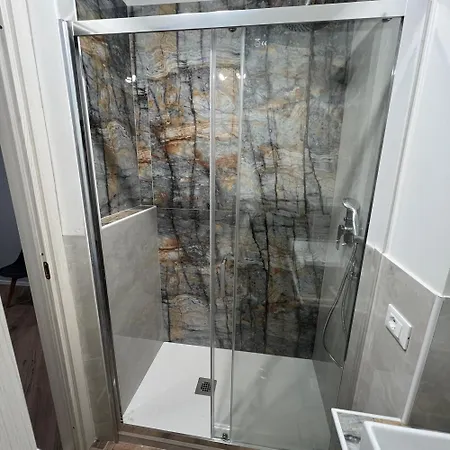 Ele Pantheon Apartment