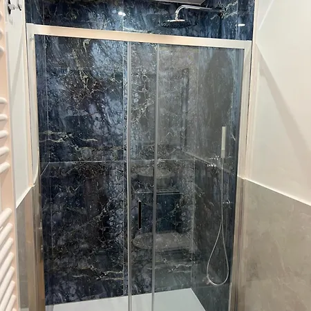 Διαμέρισμα Ele Pantheon *