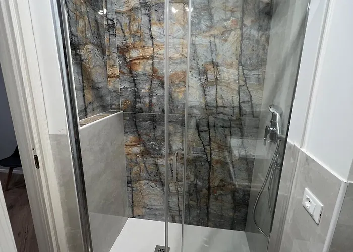 Ele Pantheon Lägenhet