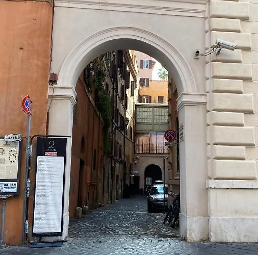 Ele Pantheon Apartman
